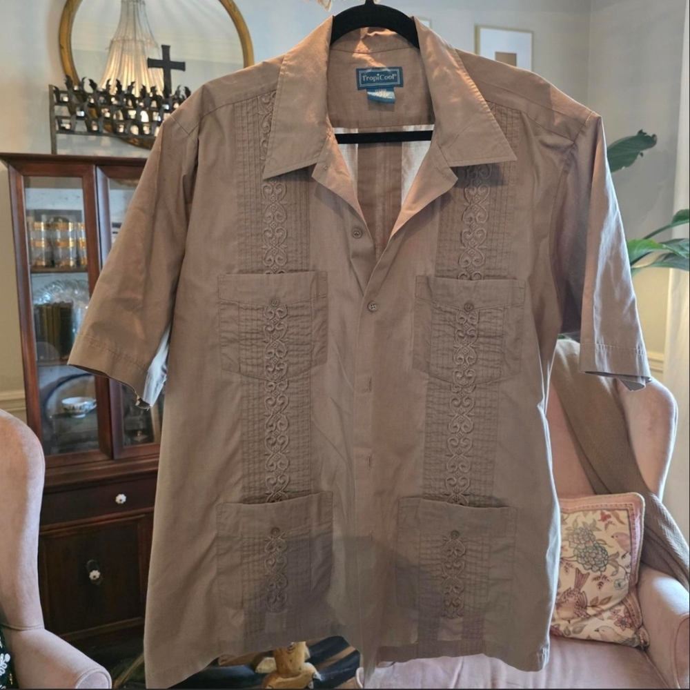 Vintage Men's guayabera shirt by TropiCool. Size XL Stone Color